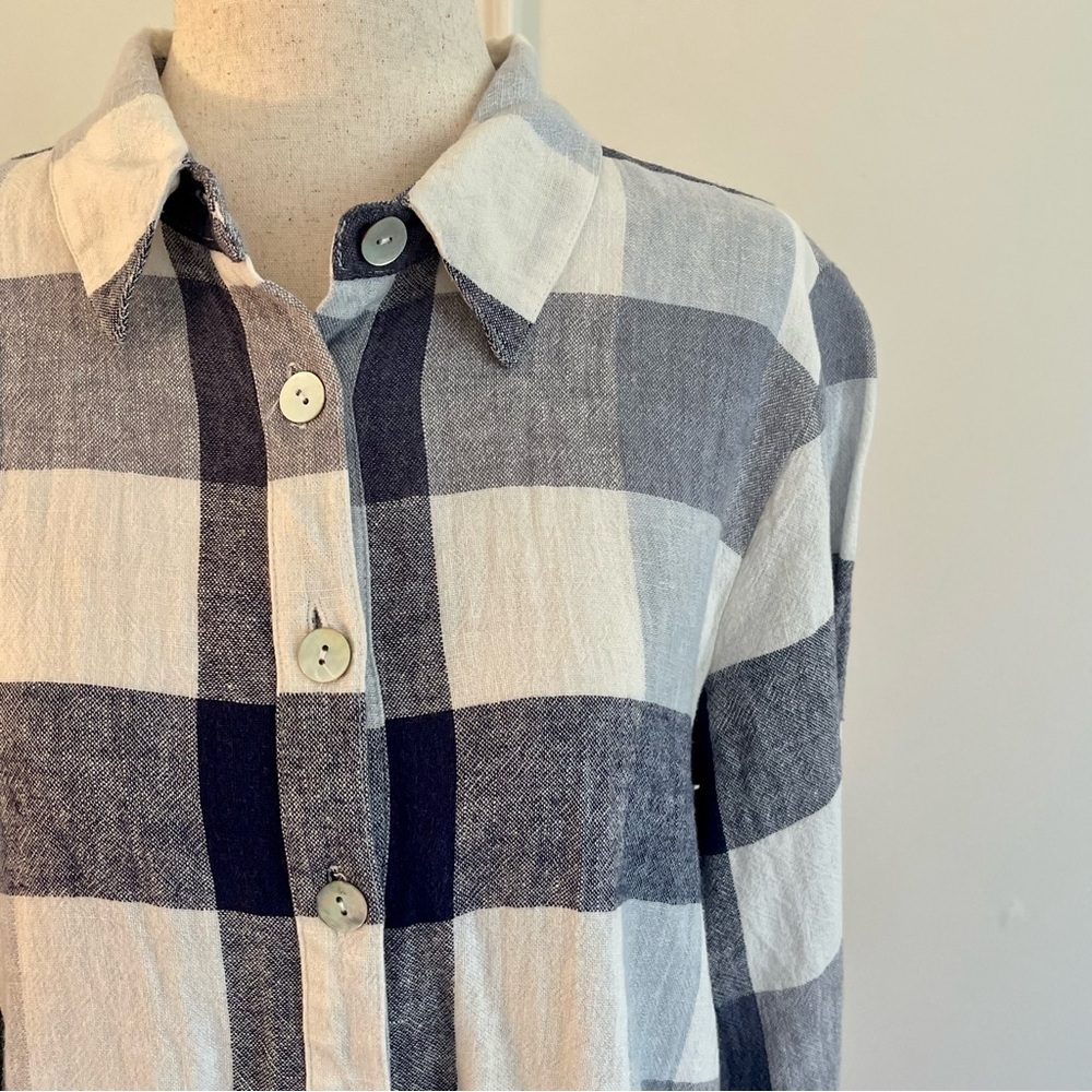 Soft Surroundings Classic Plaid Button-Up Shirt with Zipper Detail Size M - Picture 3 of 10